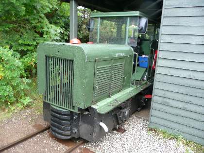 Narrow-gauge loco
