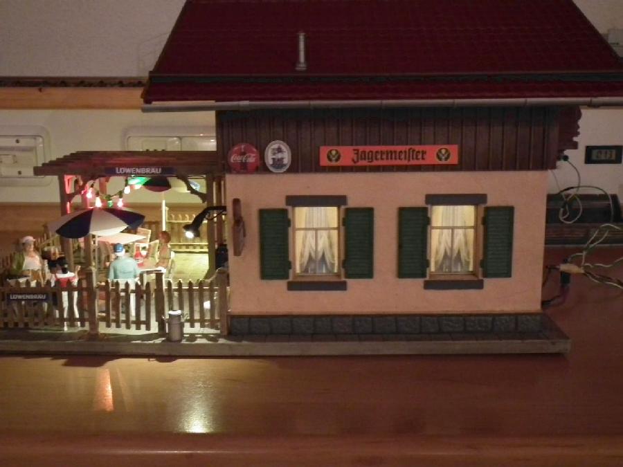 Nightshift at the pub